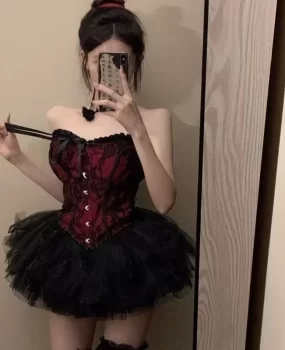 漂亮年轻小姐姐