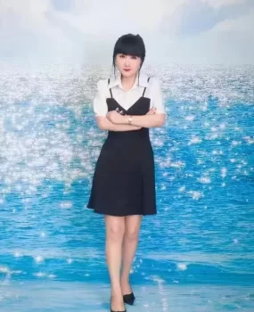 芝罘彤彤老师