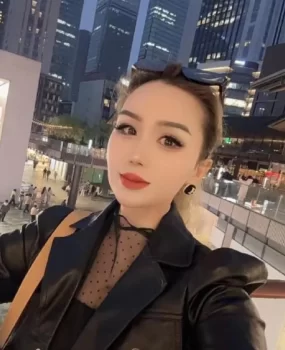 成都大奶哈萨克族少妇马丽娅