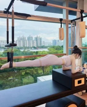 冷白皮清纯天花板