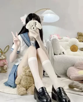 仙气白丝袜粉嫩喷水一字马样样都会