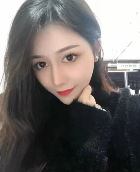 成都会所耍的有气质的年轻少妇，热情大方，泻火值得选择