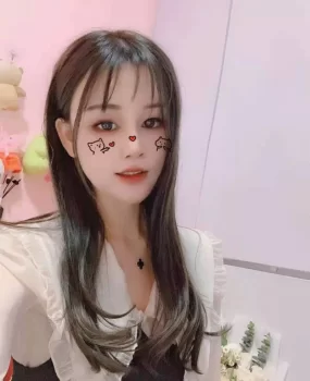 新街口可爱妹子