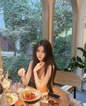 高档夜总会坐台包厢公主可出台兼职