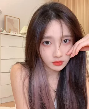 02年兼职小姐姐服务贴心