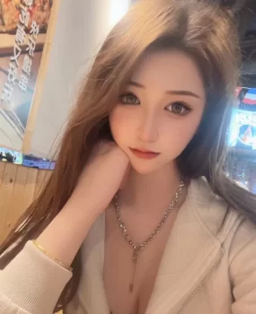 市北长腿黑丝大奶骚妹