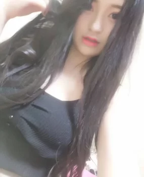 分享一个不错的兼职，漂亮胸大