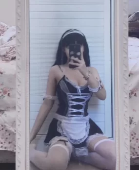 爆操成都小姐姐的嫩逼 水多逼紧