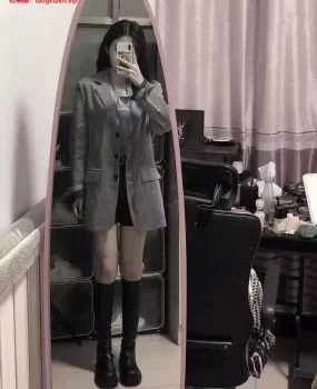 亲身体验身材不错活好不事的小妹