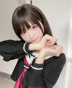 南昌肤白腿长美女，有点像网红，漂亮的妹子就是爽