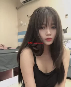 真实模特兼职，妹妹技术好爱香蕉